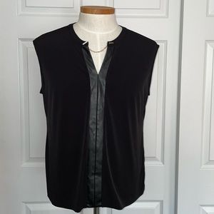 1X black with faux leather trim Calvin Klein top ⭐️